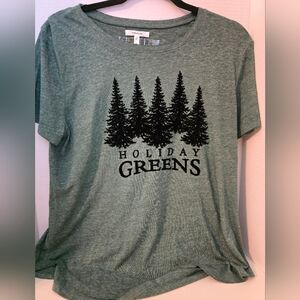 Maurices Holiday Greens Women's Medium Tshirt-NEW